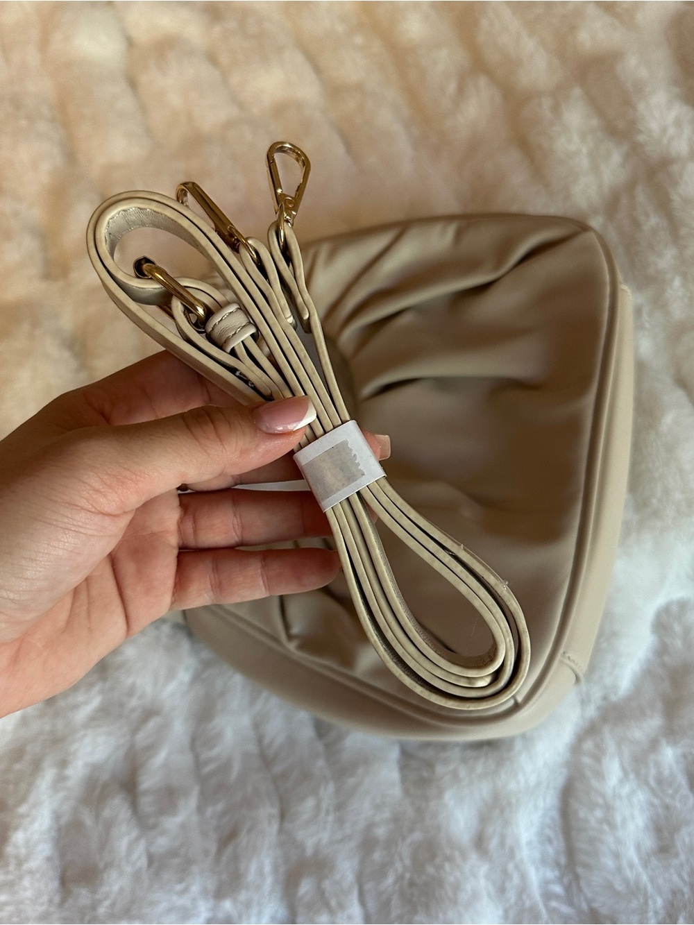 Cream Ruched Shoulder Bag - Picture 2 of 2